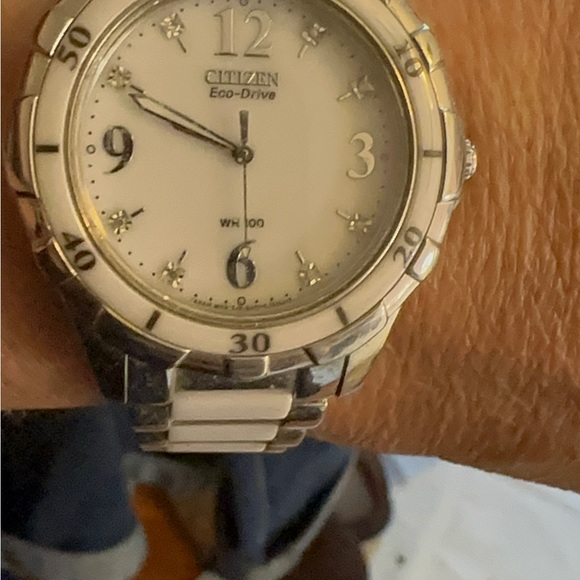 Citizen Eco Drive Ladies Divers Watch in white Ceramic - Picture 8 of 10